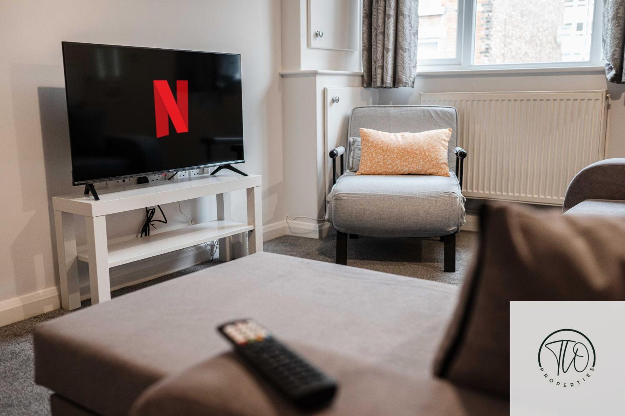 Holiday home Jardine House- 2br House, Town Centre, Station Colchester