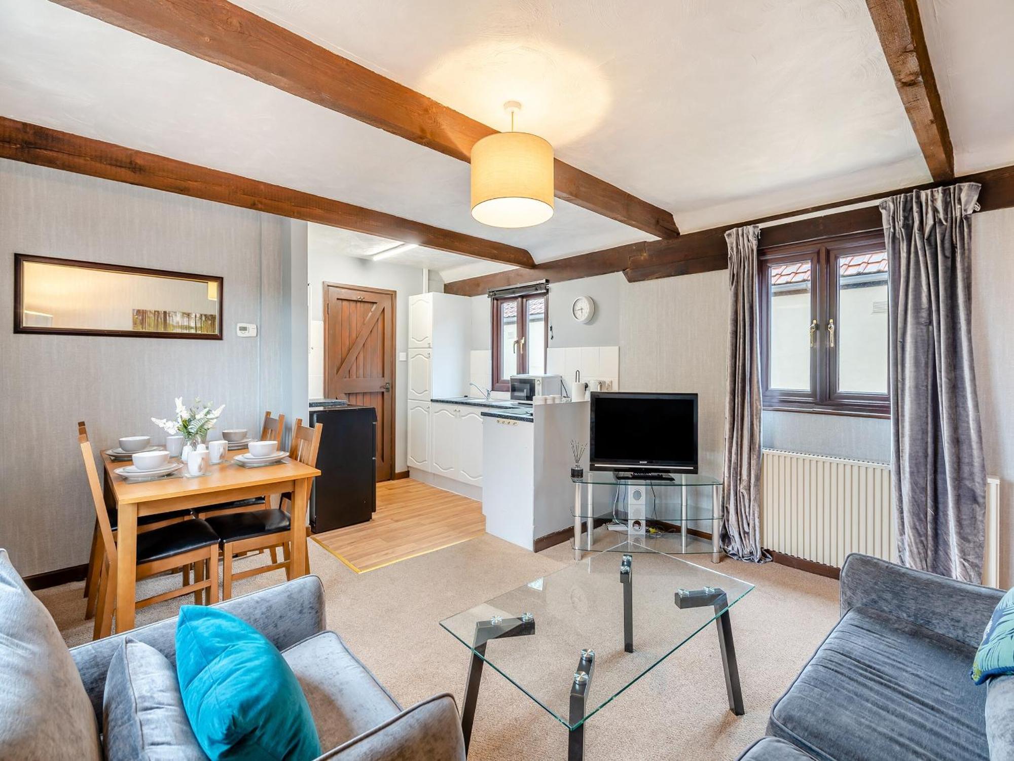 Holiday home Swallow - Uk48172