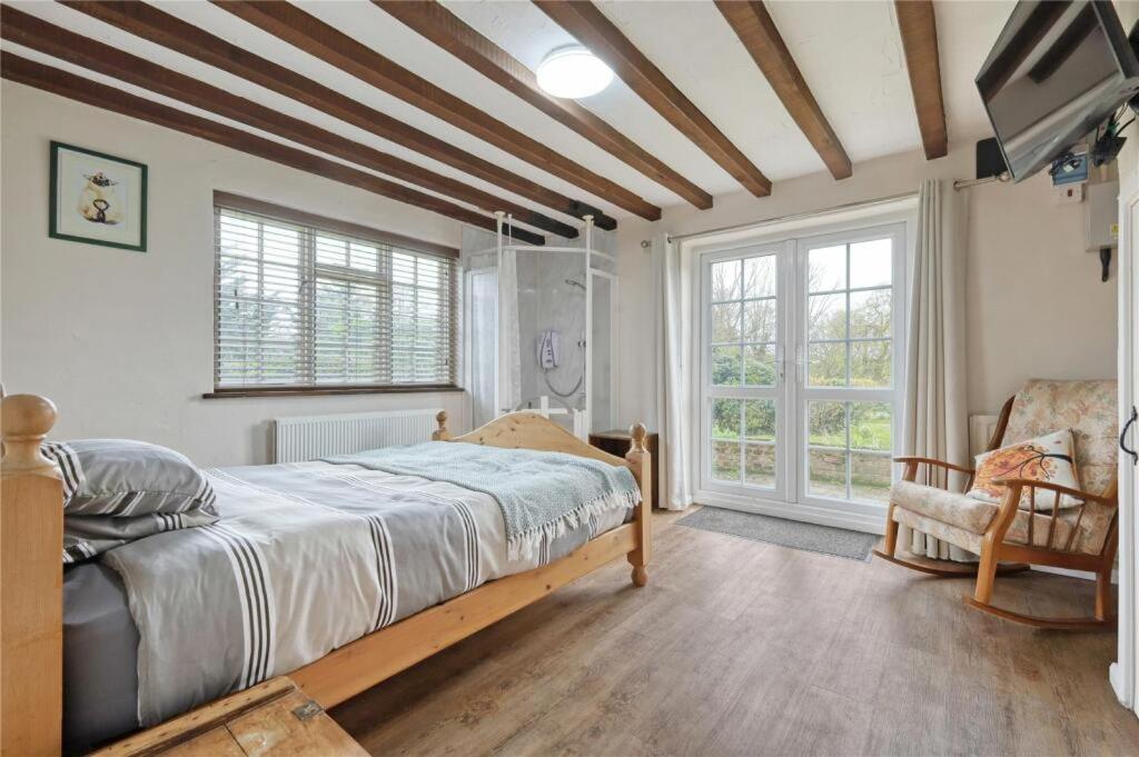 Blackbrook Apartment *
