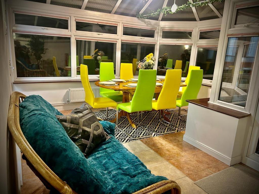 6 Bedroom House - Pool Table - Contractors, Crew, Group *