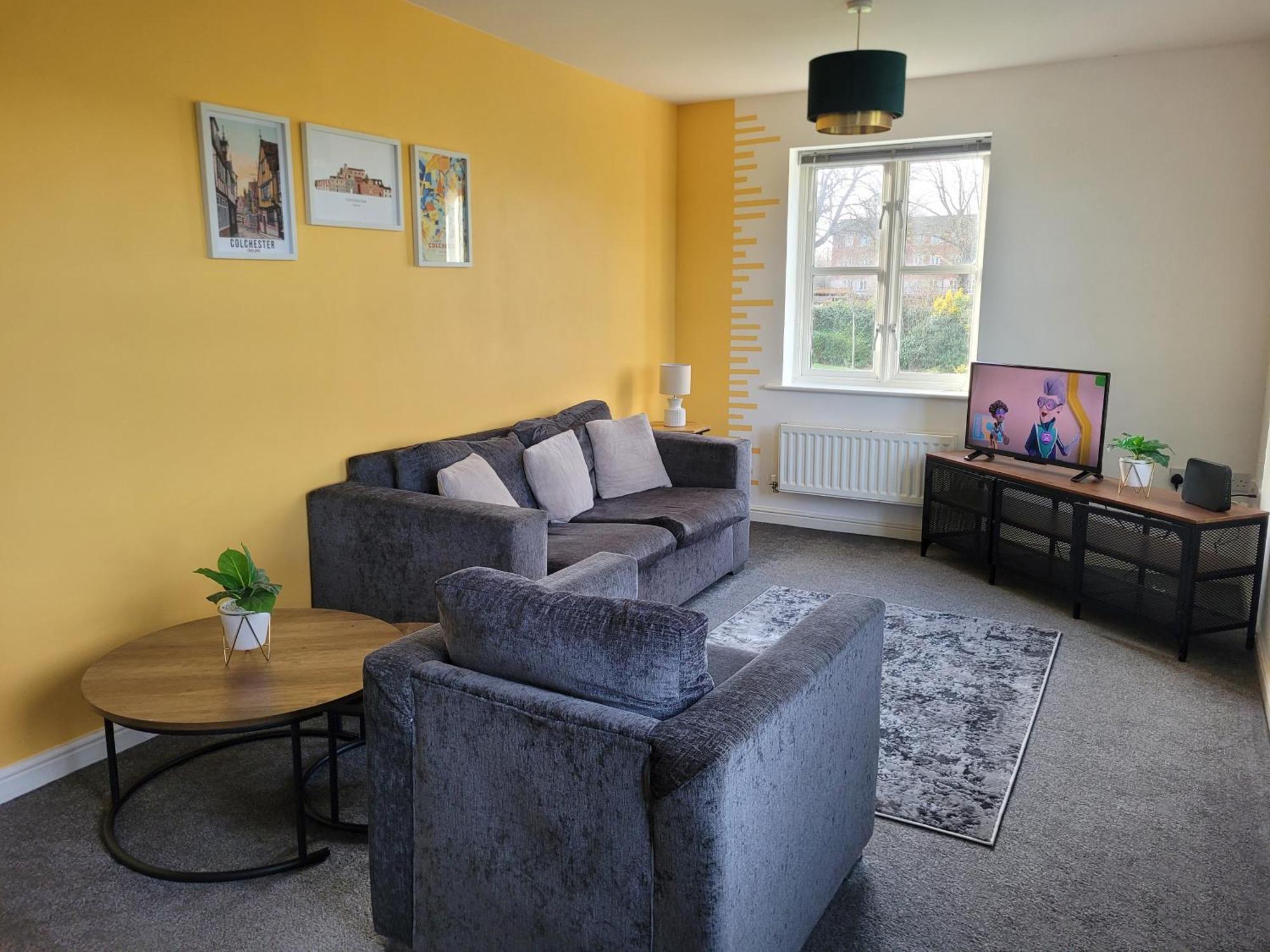 Apartment Catchpole Stays: Field View Near Centre