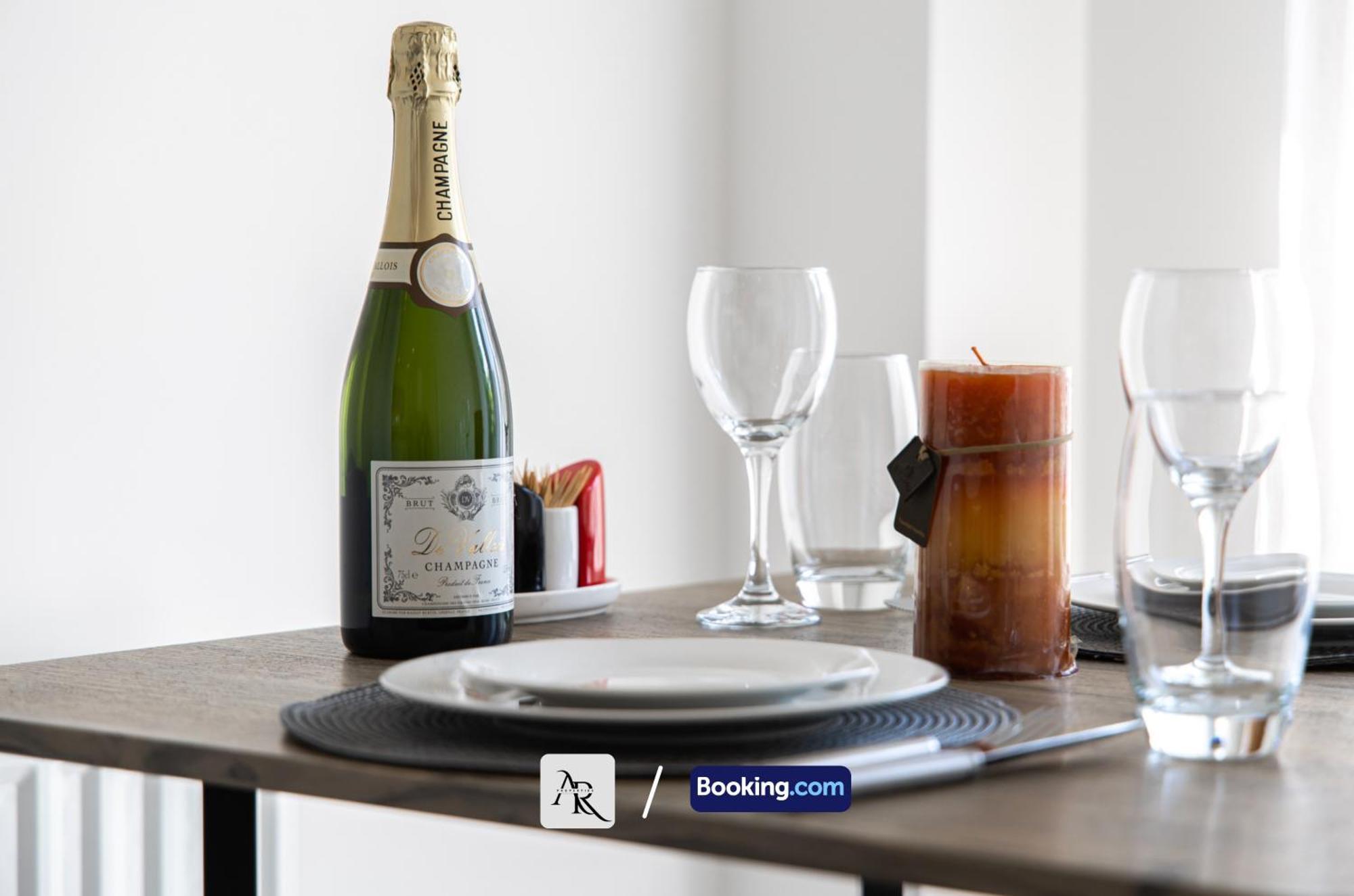 Stylish House By Ar Short Lets & Serviced Apartment Colchester