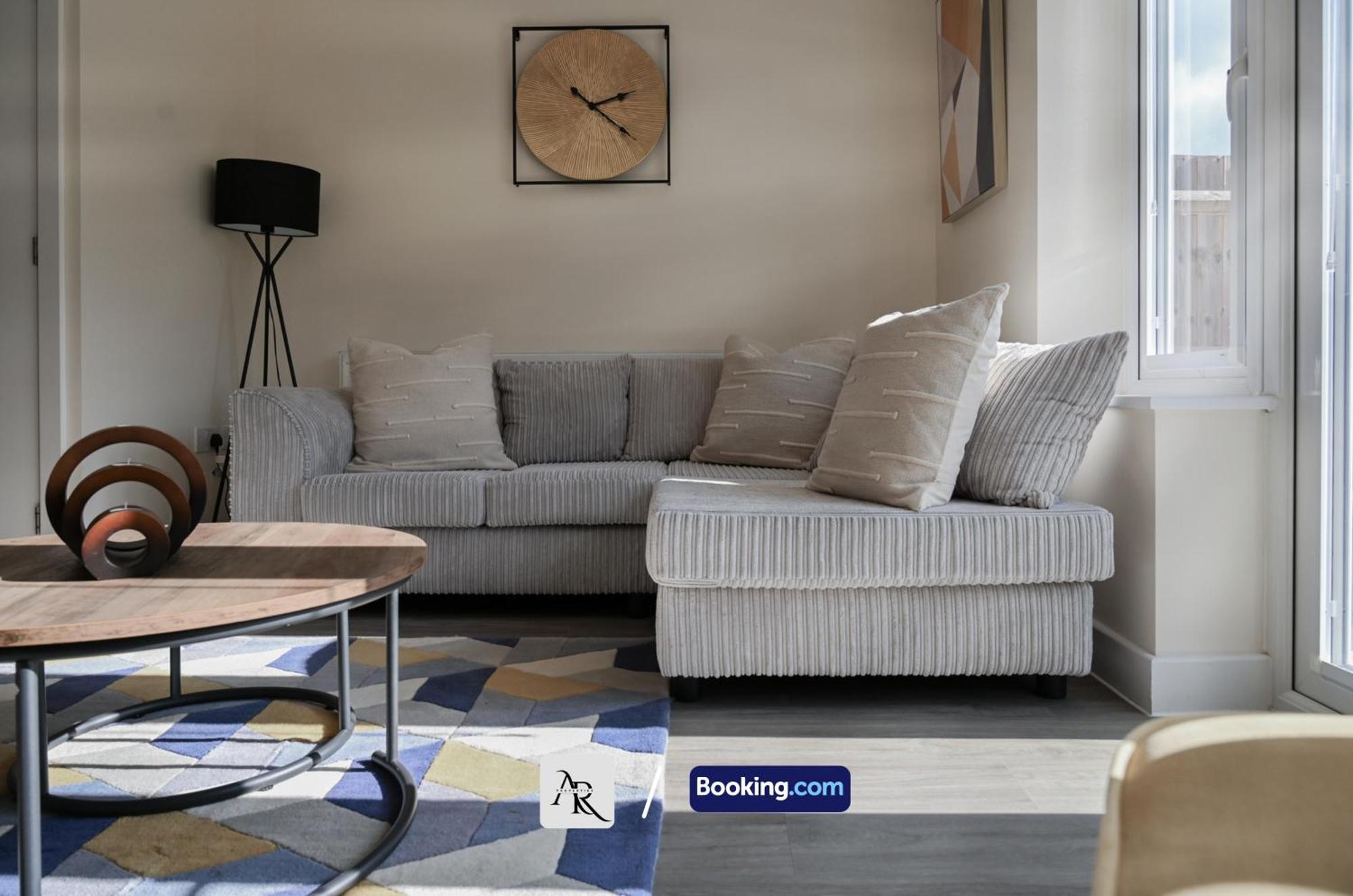 Apartment Luxury House By Ar Short Lets & Serviced *