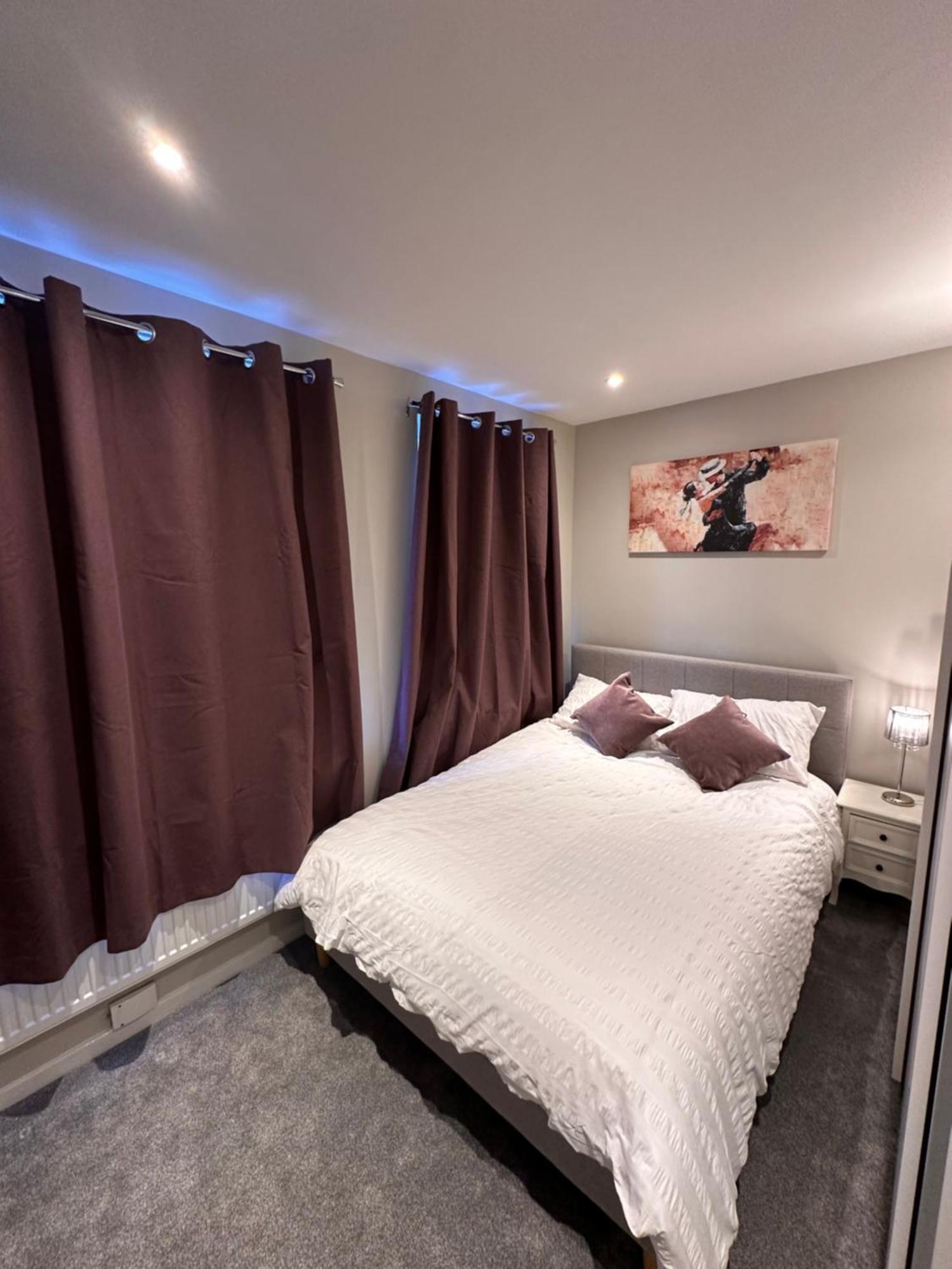 Apartment 3 Bedroom House Colchester
