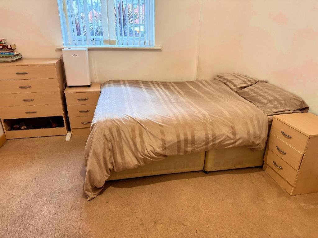 Cozy Private With Free Wi-fi * Colchester