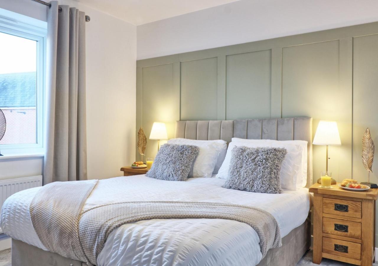 Holiday home - 4 Bedroom - Sleeps 8 - Long Term - Business - Contractors - Families