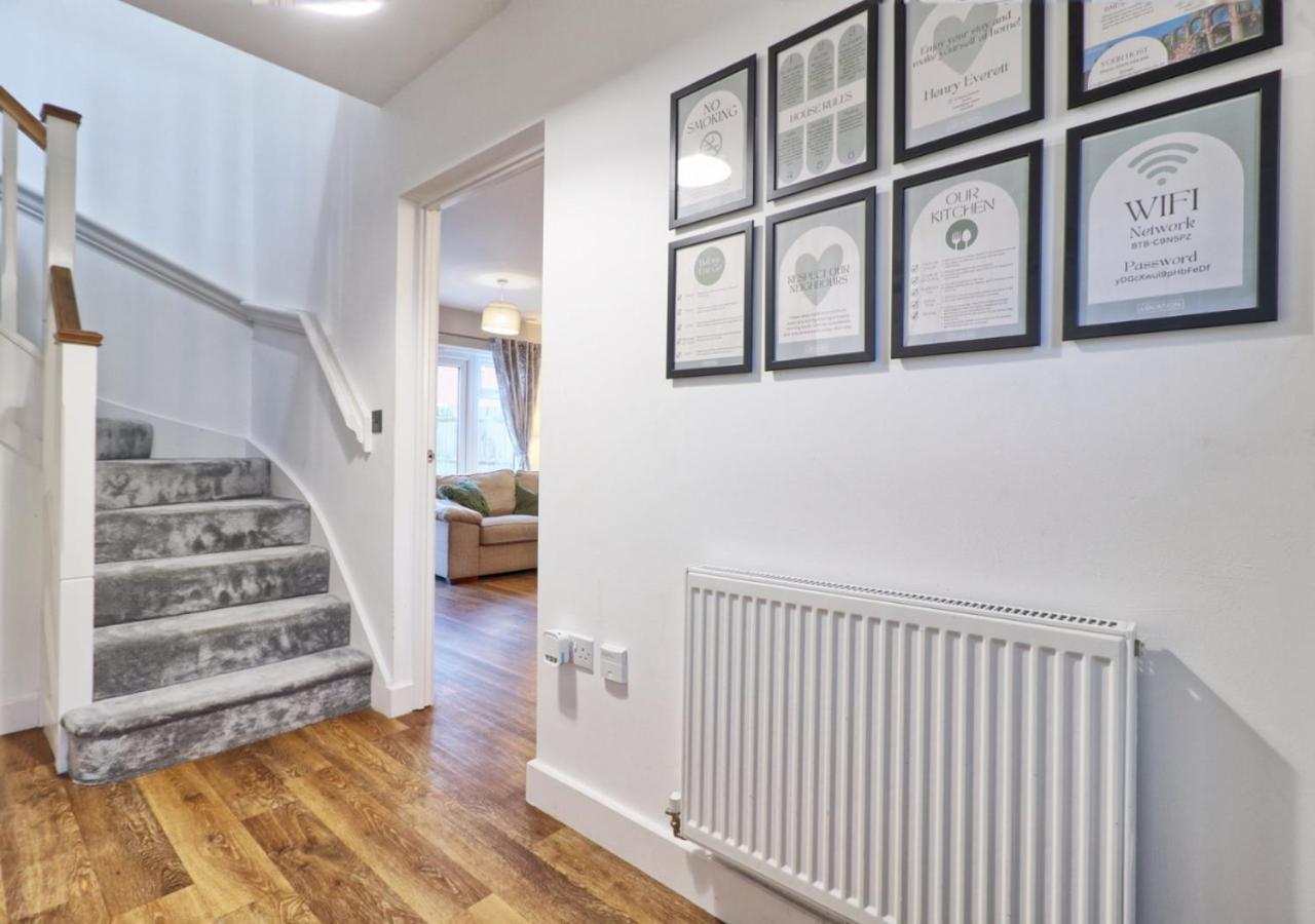 - 4 Bedroom - Sleeps 8 - Long Term - Business - Contractors - Families Colchester