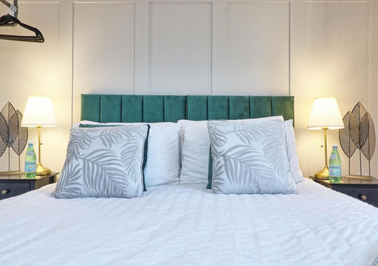 - 4 Bedroom - Sleeps 8 - Long Term - Business - Contractors - Families