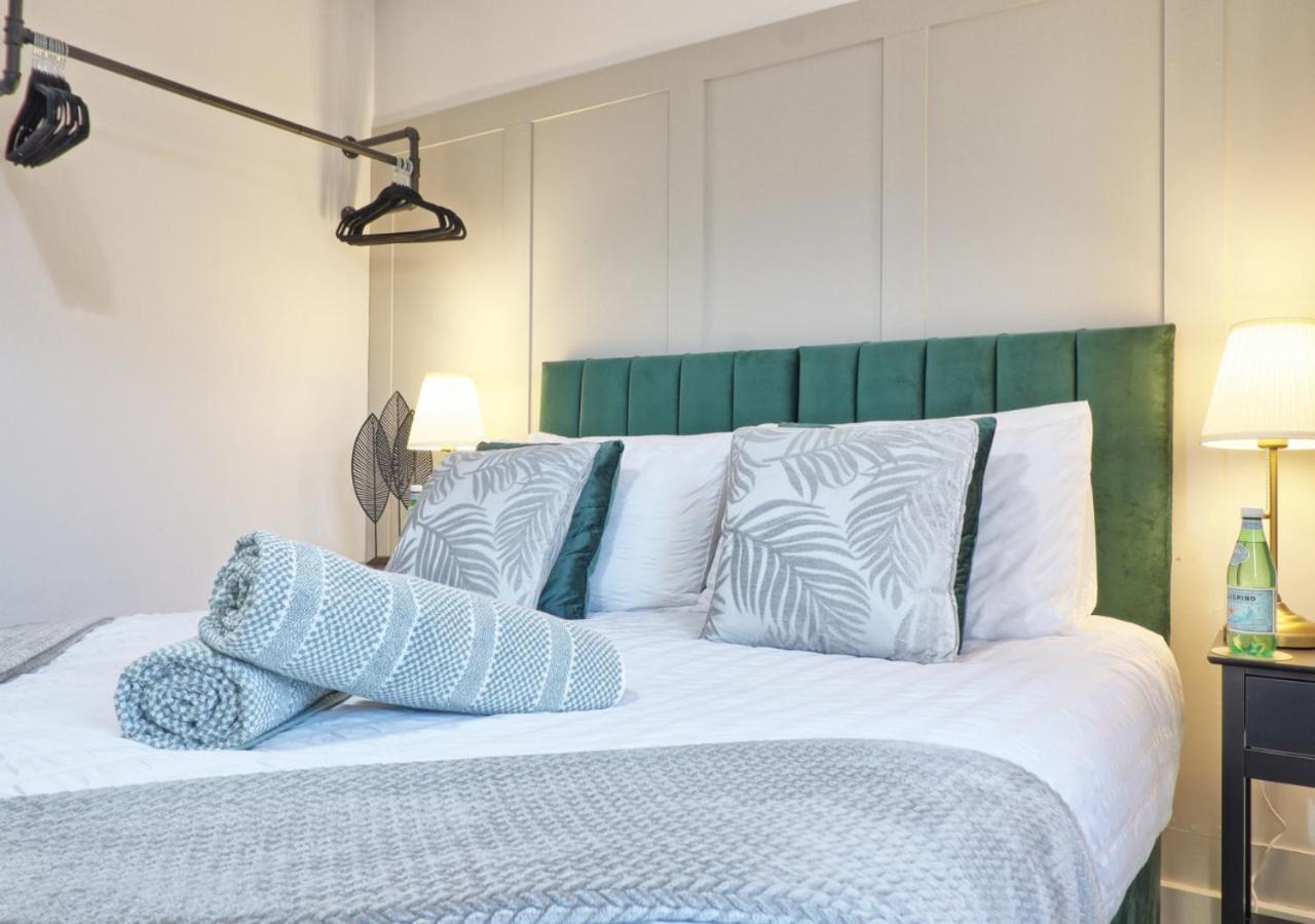 - 4 Bedroom - Sleeps 8 - Long Term - Business - Contractors - Families *