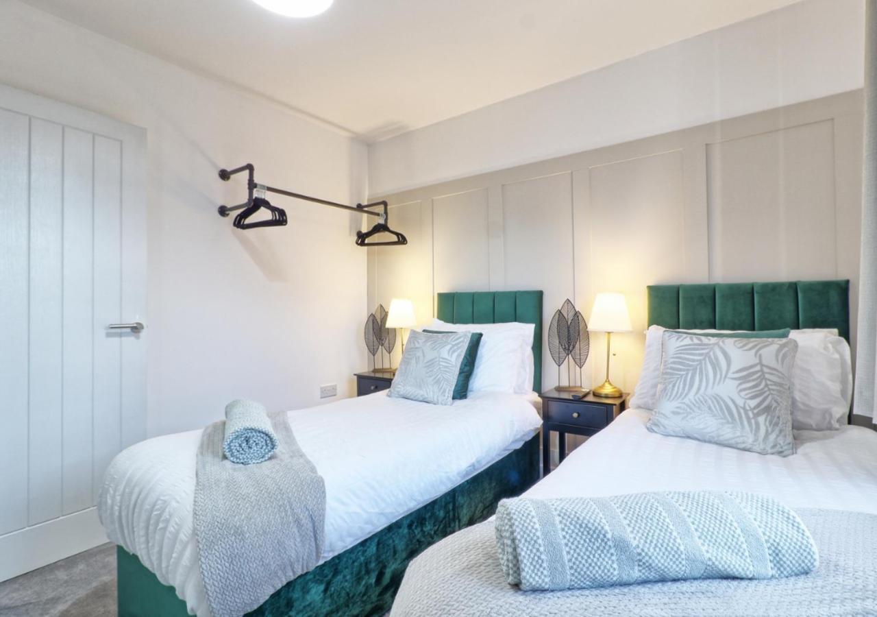 - 4 Bedroom - Sleeps 8 - Long Term - Business - Contractors - Families Holiday home