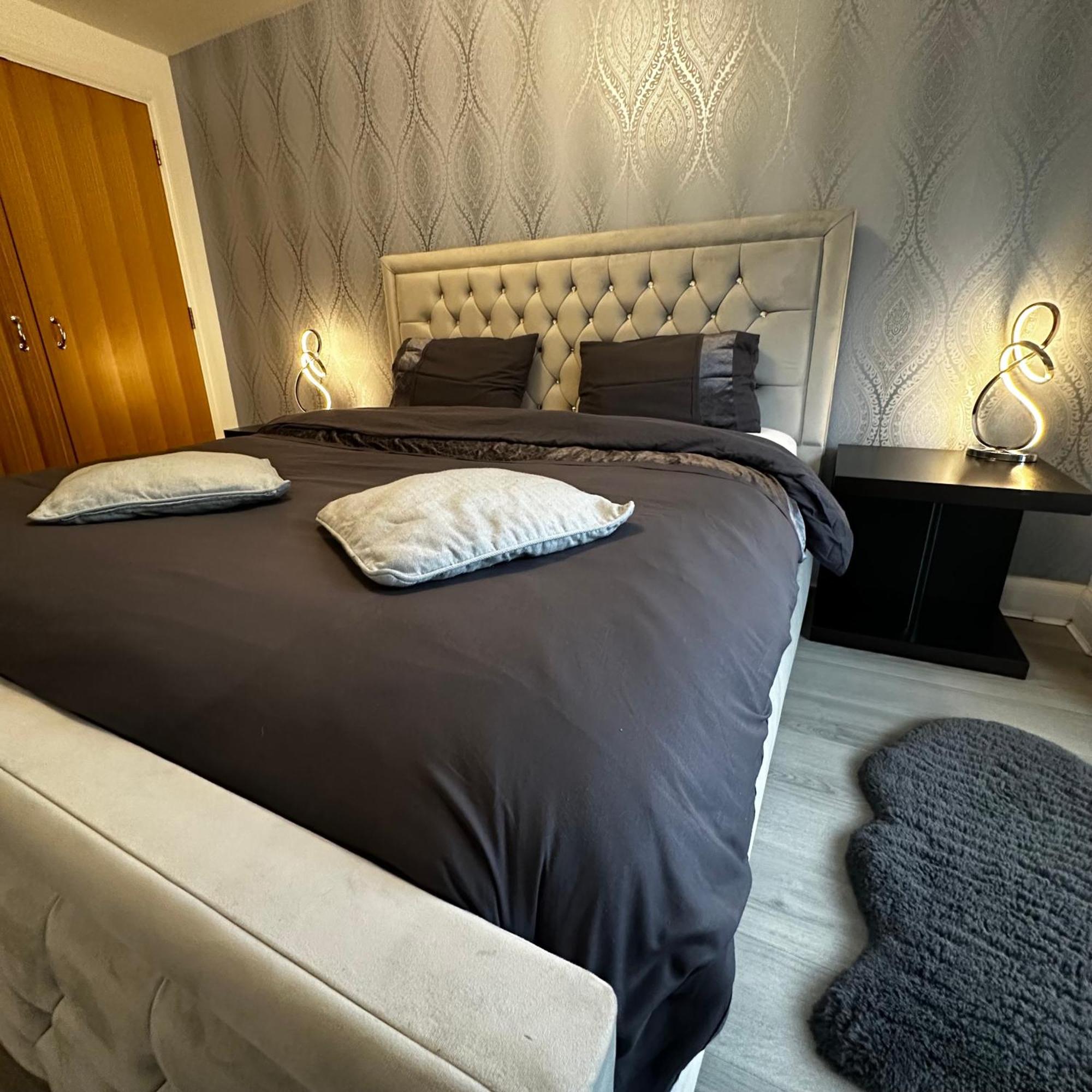 One Bedroom Flat Town Centre Apartment *