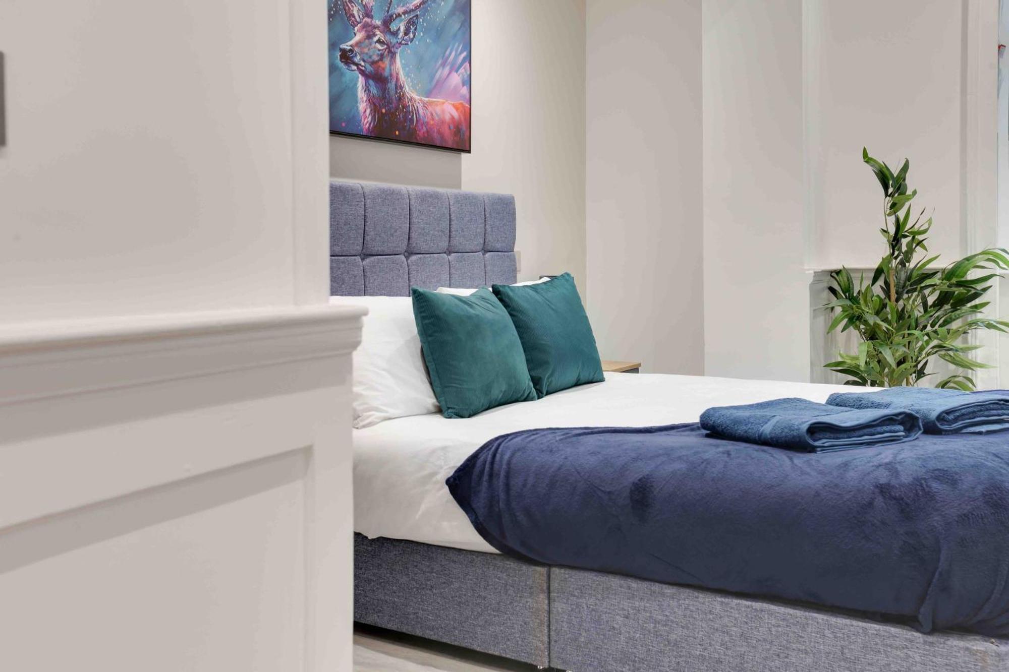 Castle Hill Apartment *