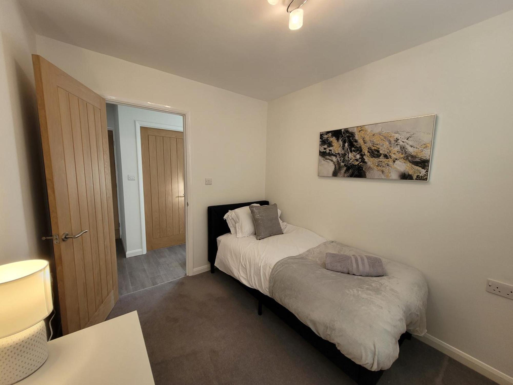 Holiday home Bumblebee - With Separate Office And Gaming Space By Catchpole Colchester