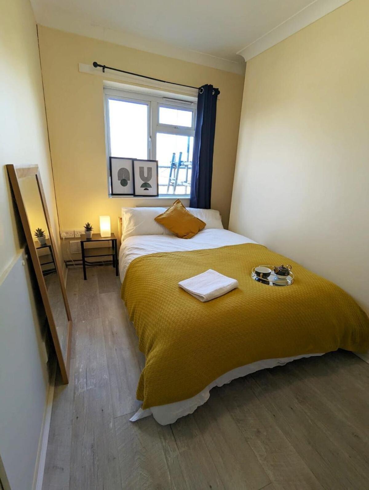 Professional 3-bed Flat *