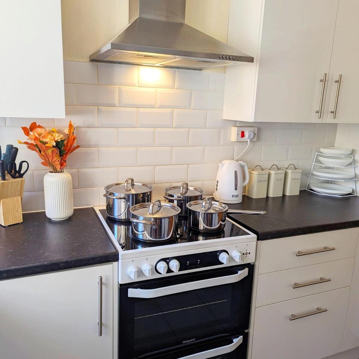 Professional 3-bed Flat Apartment Colchester