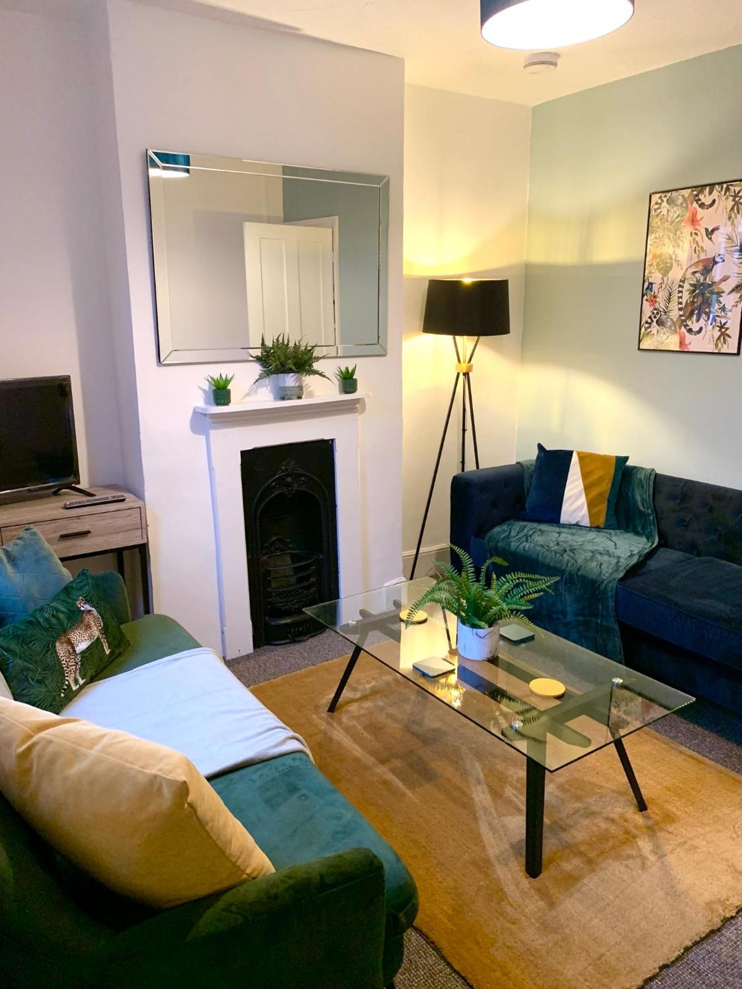 The Velveteen Townhouse Holiday home Colchester