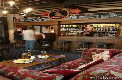 Brook Red Lion Inn Colchester