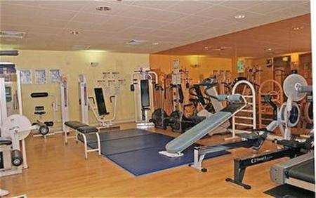 Holiday By Ihg 4*