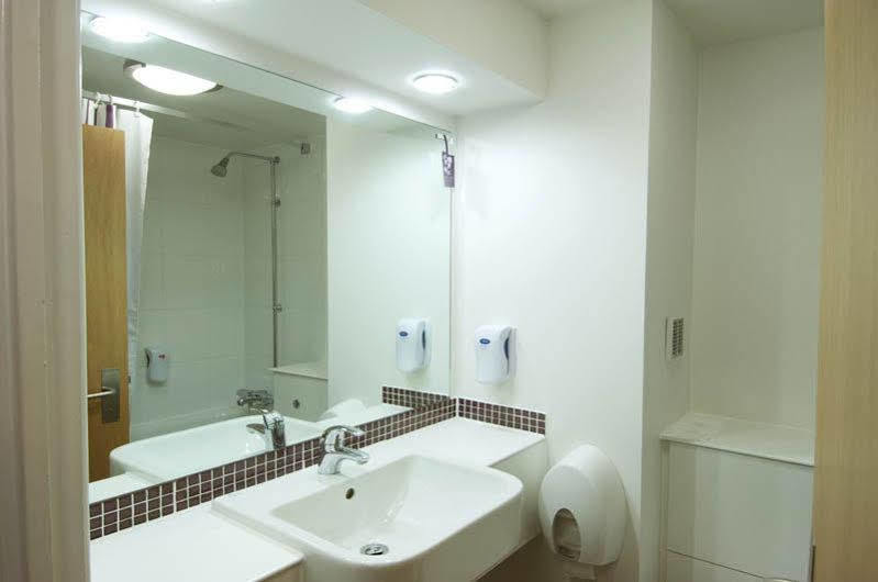 Hotel Premier Inn Colchester 3*