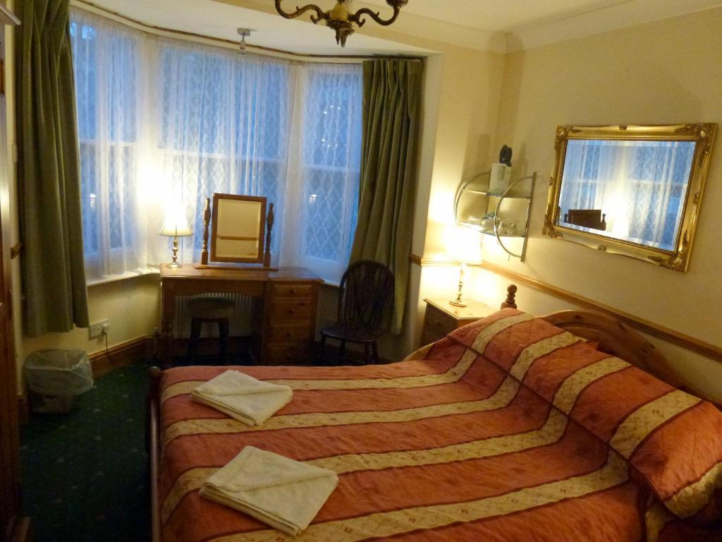Hotel Riverside 3*