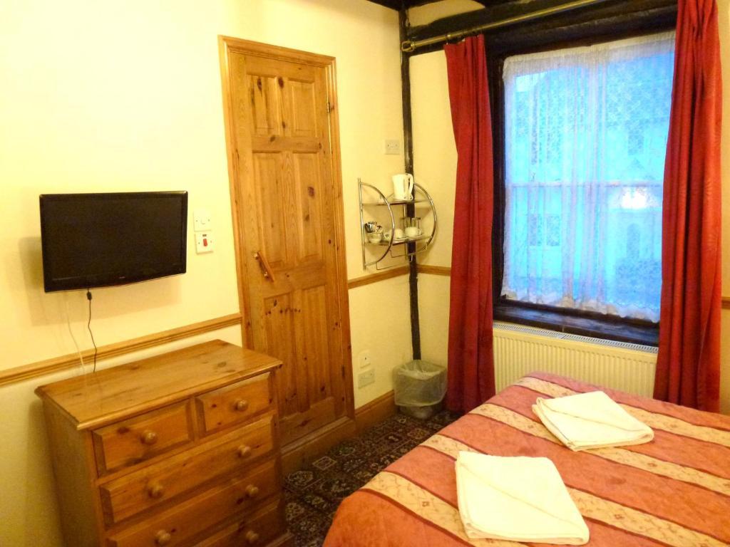 Hotel Riverside 3*