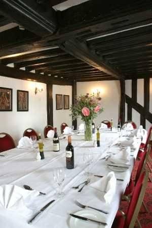 Brook Red Lion 3* Colchester