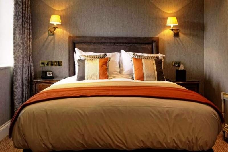 Wivenhoe House Hotel