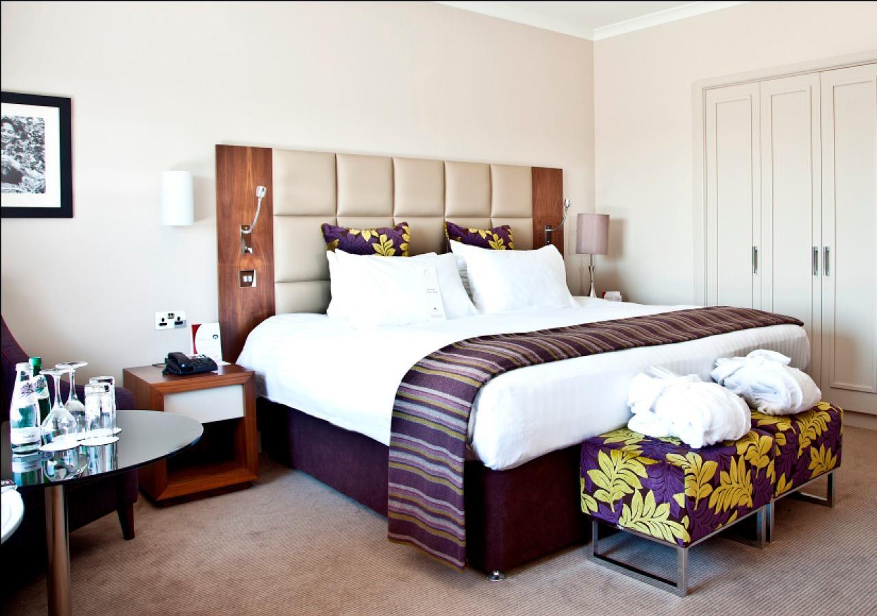 Five Lakes Hotel
