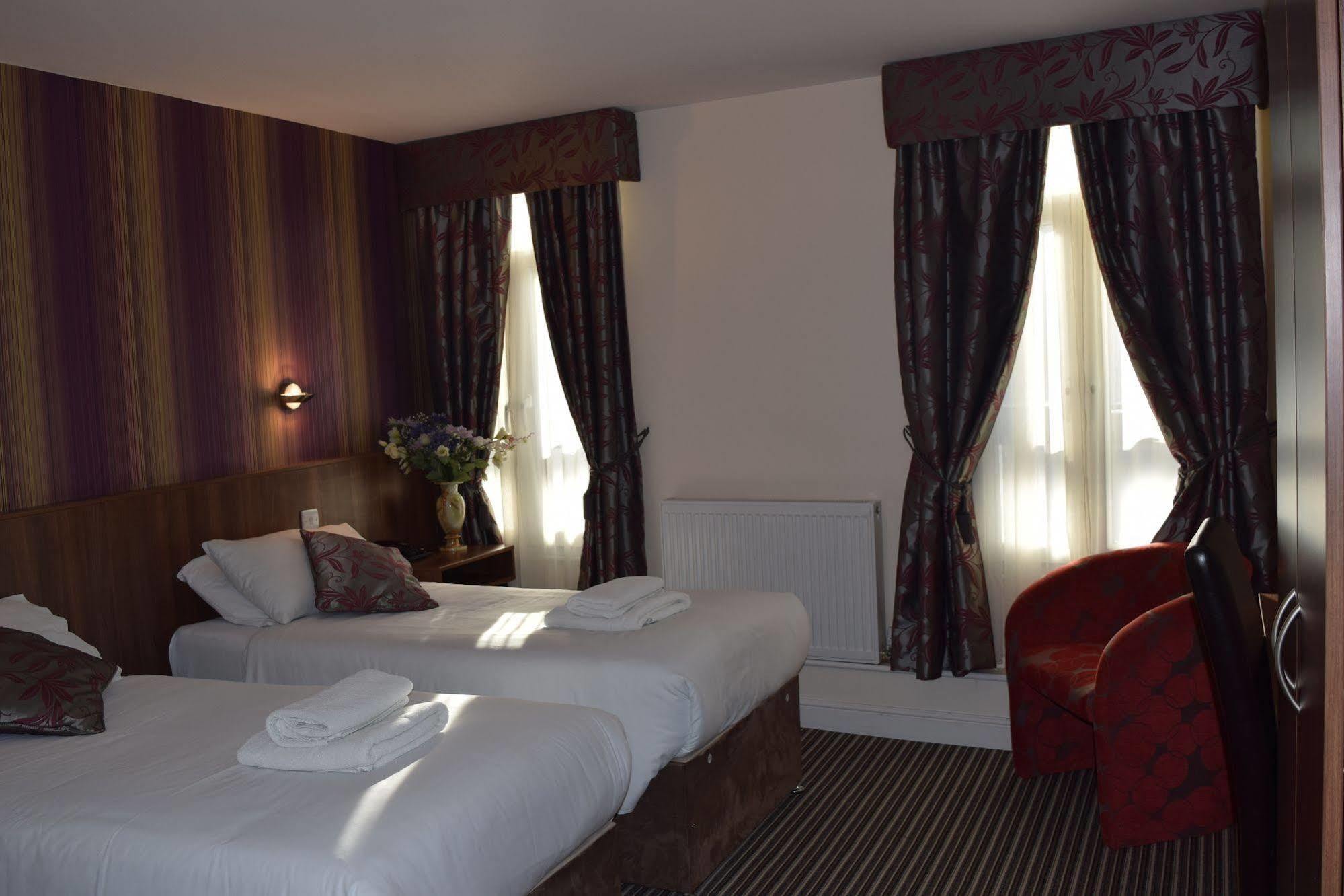 Star Anglia Hotel 3*