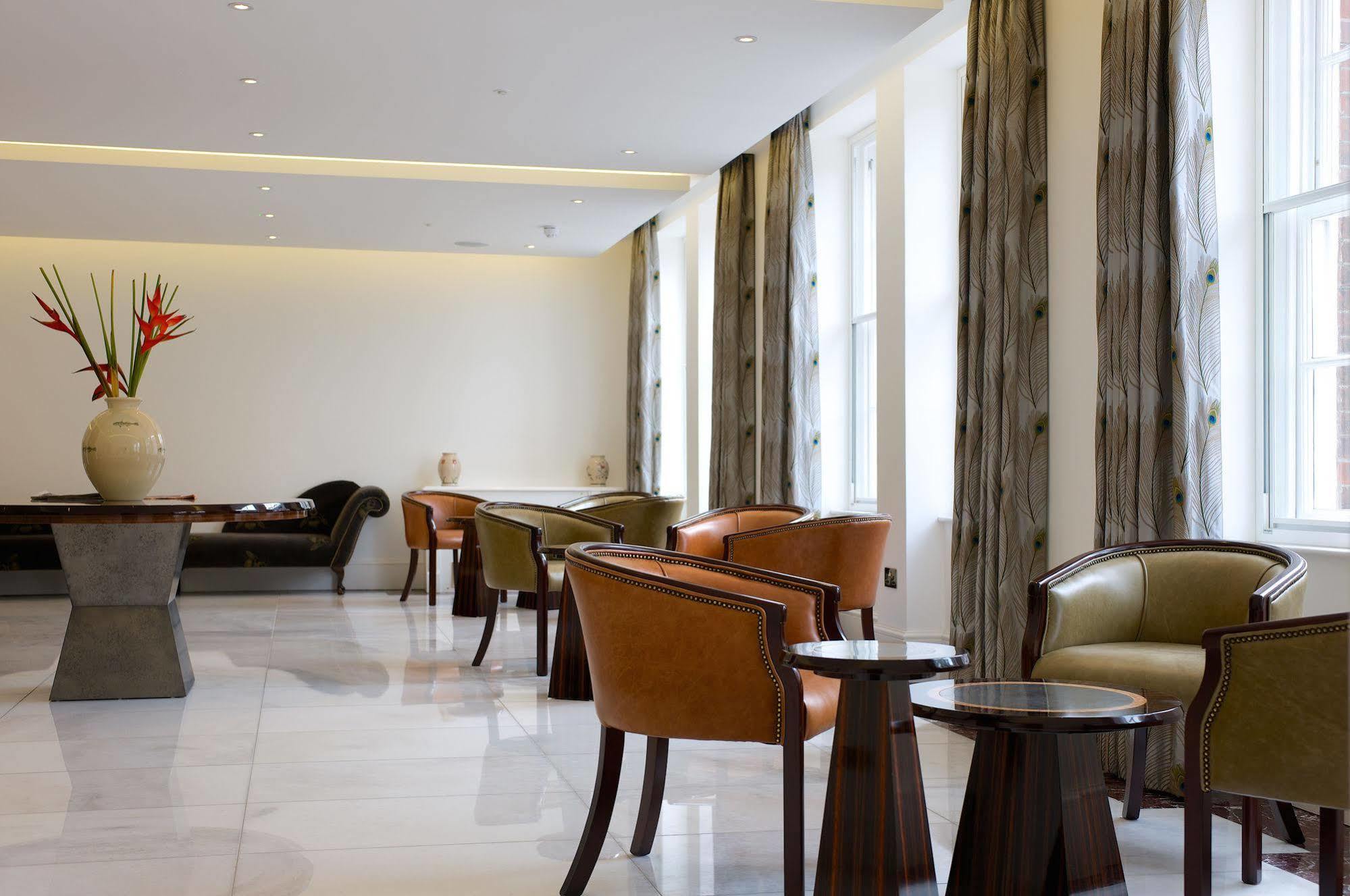 Greyfriars Hotel 4*
