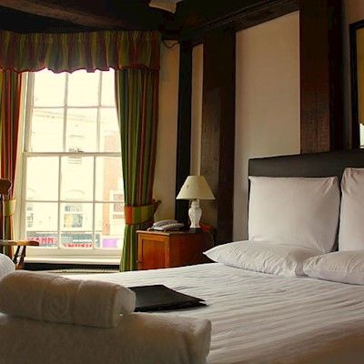 Brook Red Lion Inn Colchester