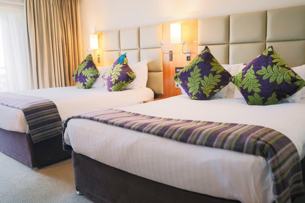 Hotel Five Lakes 4*