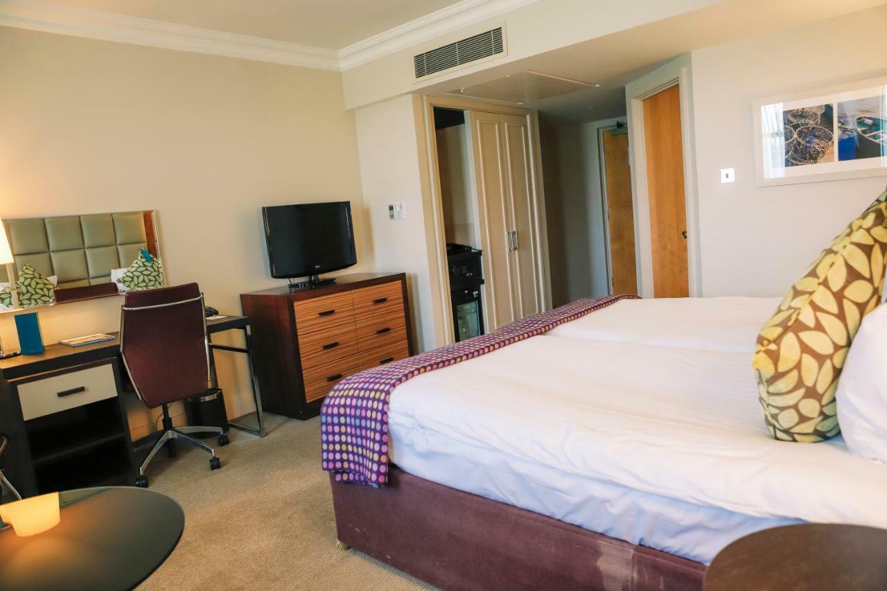 Five Lakes 4* Colchester