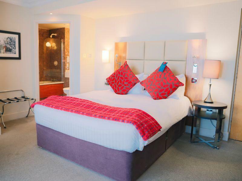 Hotel Five Lakes 4*