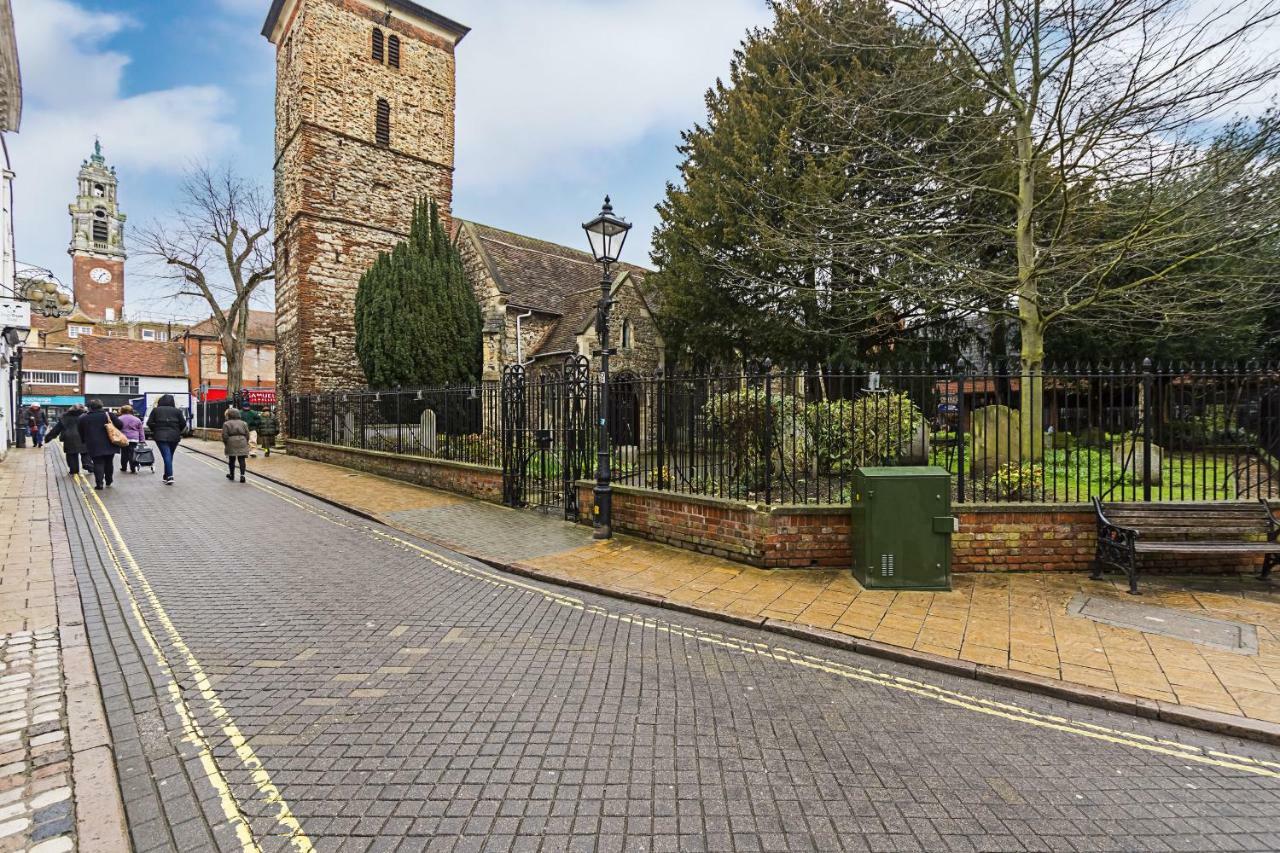 Corporate Accommodation, Contractor Housing & Leisure Stays At Abbeygate One Apartment *