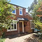 Unique Period One Bedroom House In Colchester