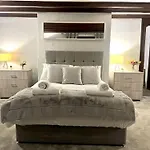 Duchess Apt 2 Modern 3Bedroom Apartment In Colchester Ideal For Long Stays
