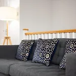 Two Double Bed Coach House With Parking Fast Wifi