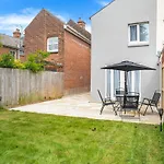 Roman Luxe 5 Beds House, Colchester Essex