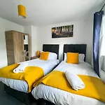 Starview Apartment - Hawthorne