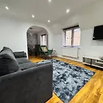 A Luxurious Coach House
