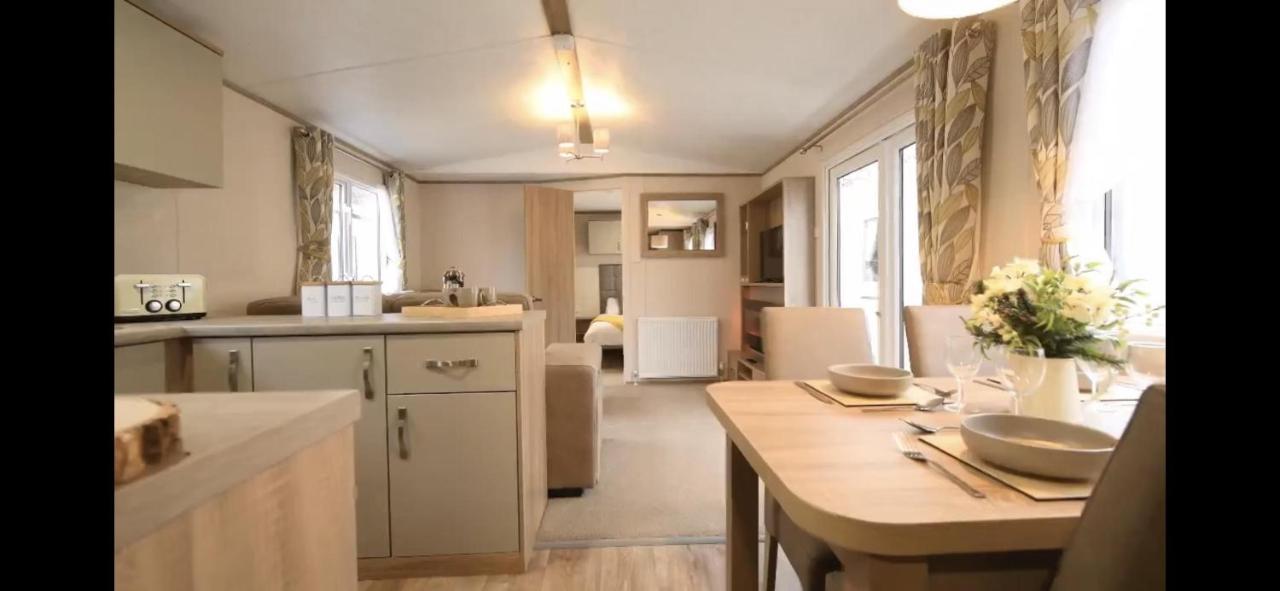 Holiday home Fantastic Family 3-bed Static Caravan Cooper Bea