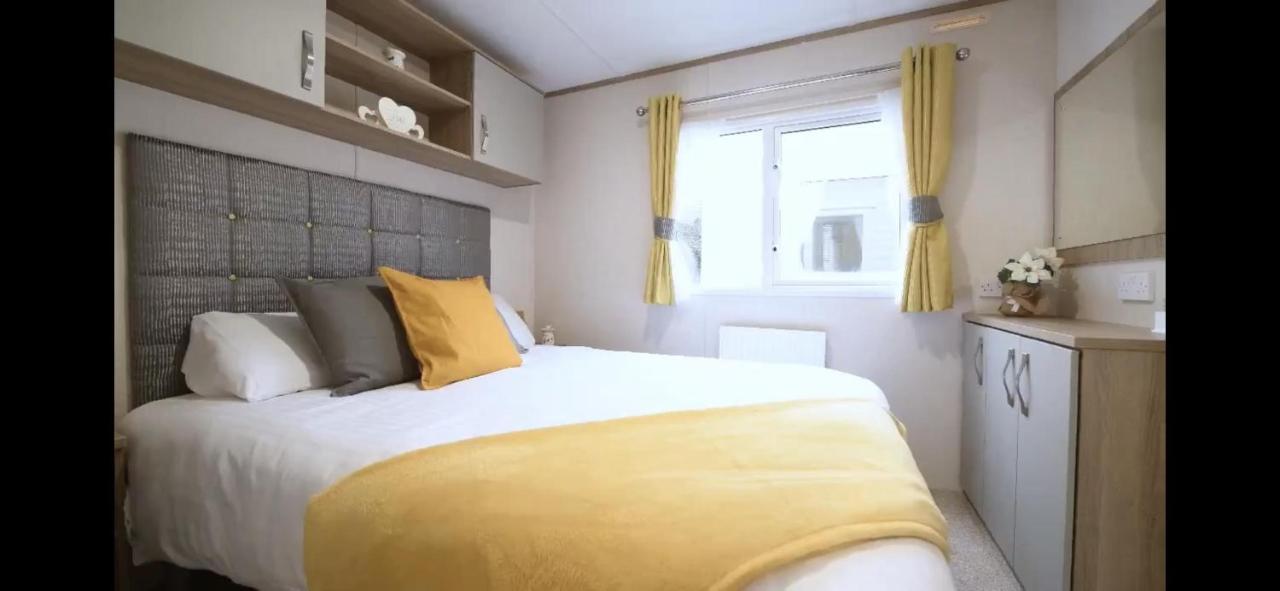 Fantastic Family 3-bed Static Caravan Cooper Bea Holiday home *
