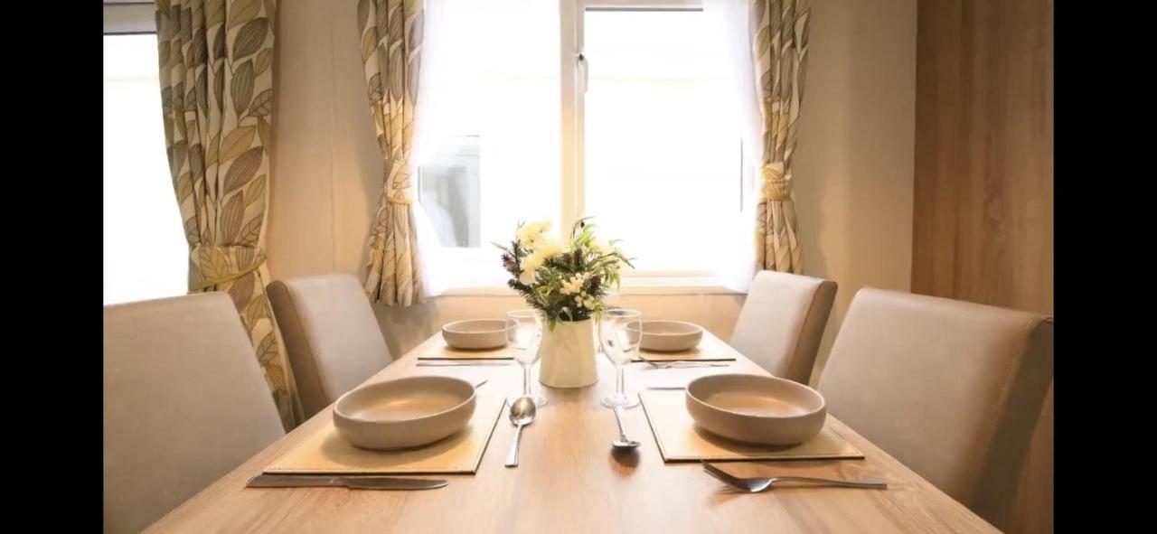 Holiday home Fantastic Family 3-bed Static Caravan Cooper Bea