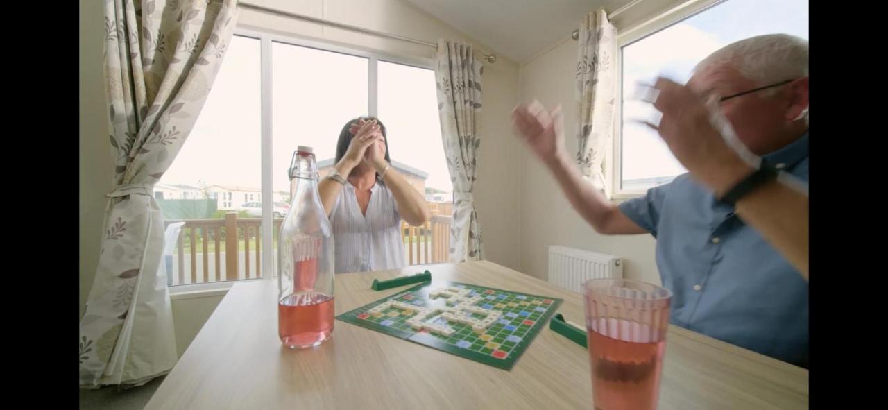 Fantastic Family 3-bed Static Caravan Cooper Bea Colchester