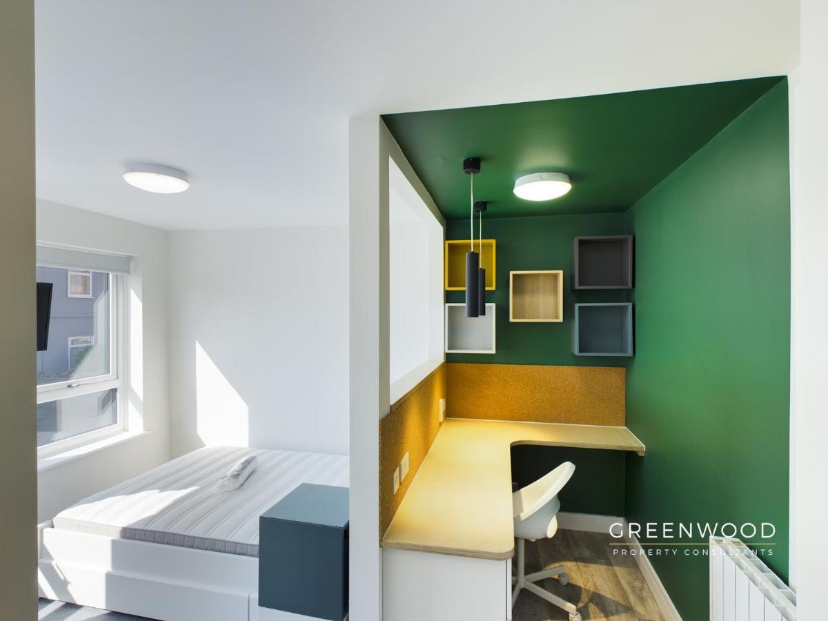 Hythe Retreats Apartment