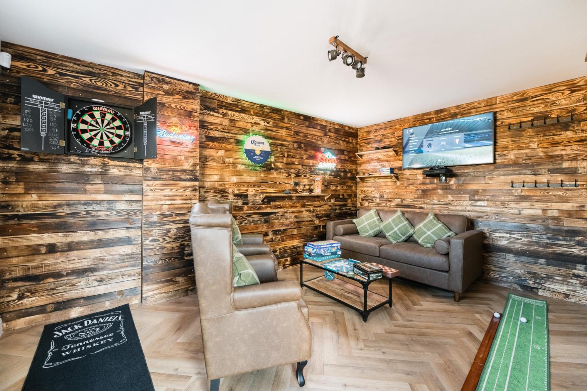Holiday home Fun House In The Heart Of