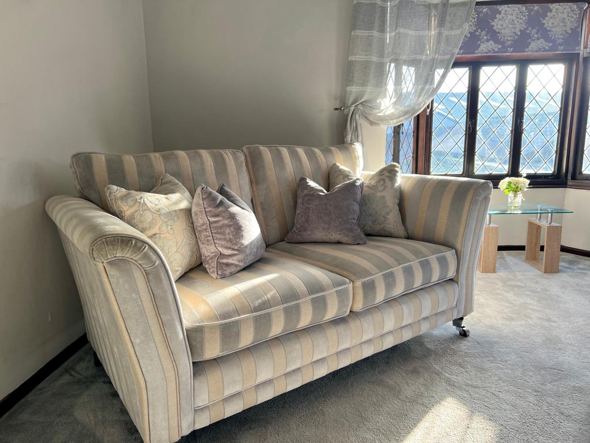 Duchess 2 Modern 3br In Ideal For Long Colchester