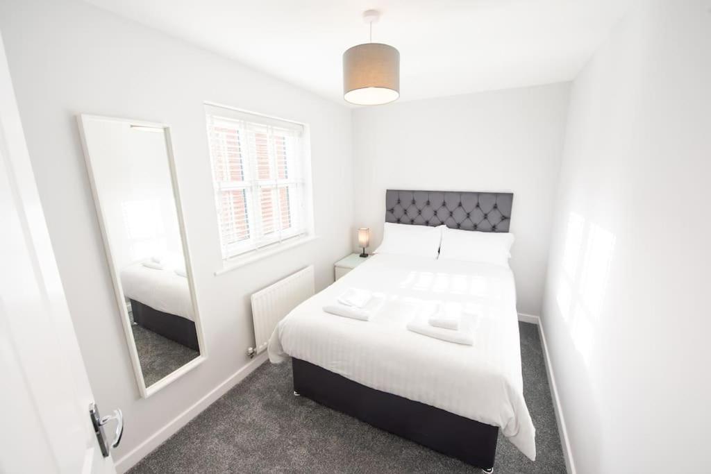 Apartment Two Double Bed Coach House With Parking Fast Wifi Colchester