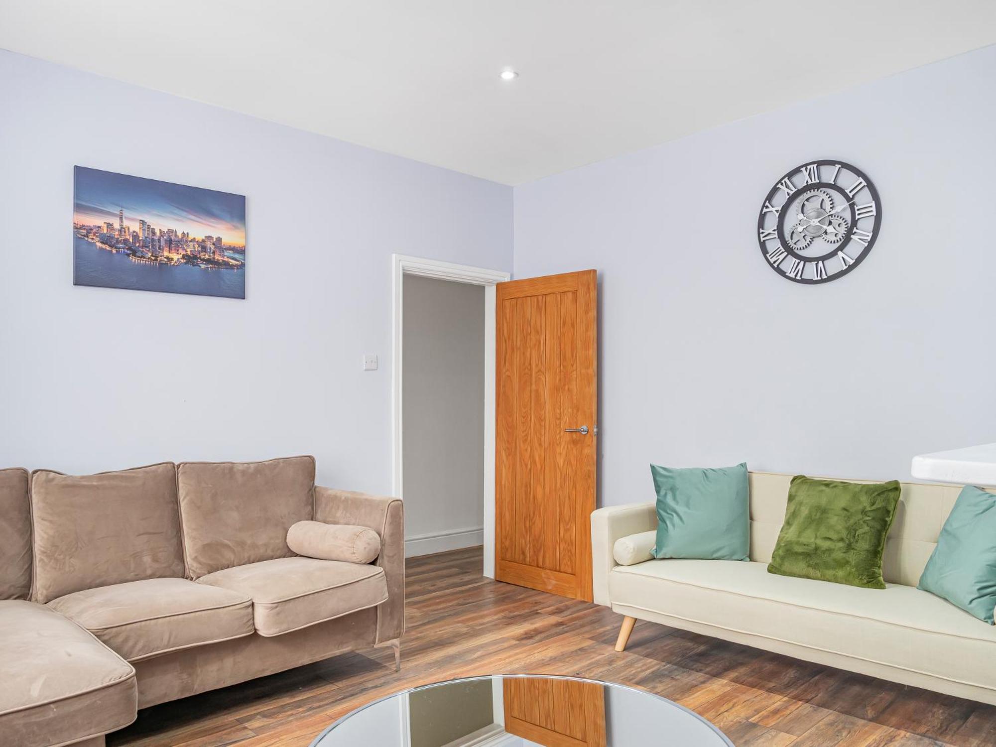 Apartment Luxe 5 Beds House, Essex Colchester